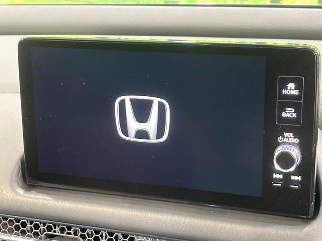 �y9�C���` �z���_�R�l�N�g�f�B�X�v���C�z���F���̍������ʃf�B�X�v���C�Ńi�r�̎g�p��A�������̃X�}�[�g�t�H���ƘA�g����bluetooth�ł̉��y�Đ����\�ł���