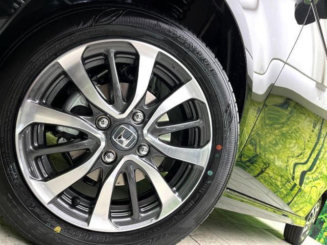 �y����14�C���`�A���~�z�C�[���z�O�ςɃ}�b�`���������A���~�z�C�[���𑕒����Ă���܂��B�e��ЊO�A���~�z�C�[����A�X�^�b�h���X�^�C�����戵�����Ă���܂��B���񂲑��k����������