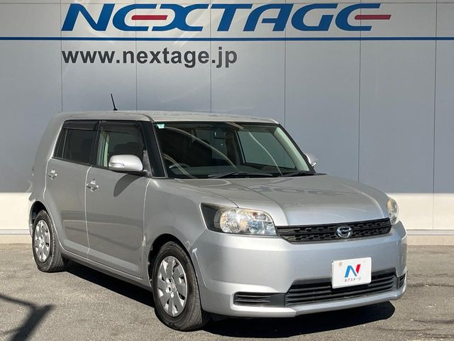 ��D�]�𒸂��Ă���܂��{�f�B�̒e�X�v���b�V���R�[�g���D�]��t���B�ʏ�̃K���X�R�[�g�ƈقȂ�A�ϋv�N��6�N�̖��@���K���X�R�[�e�B���O���A�{�f�B���L���C�ȏ�Ԃɕۂ��Ă���܂��B