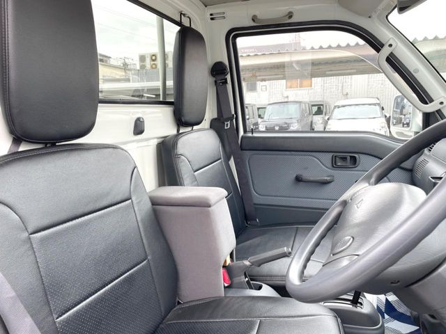 �^�]�ȃV�[�g���͎g�p�������Ȃ��A�ǍD�ȏ�ԂƂȂ��Ă��܂��B�O�I�[�i�[�l�����J�Ɏg���Ă������Ƃ��悭�킩��܂��ˁB