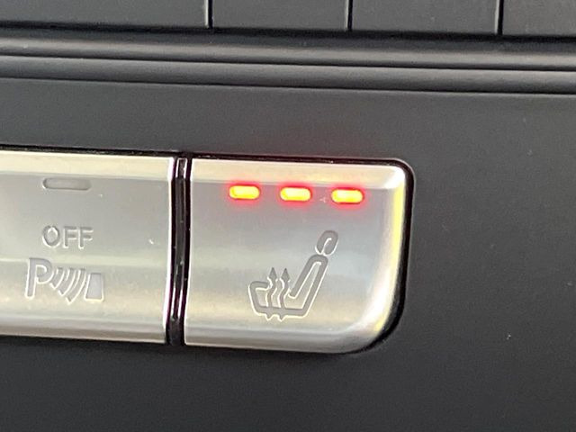 ���t�����g�V�[�g�q�[�e�B���O:�^�]�ȁE����ȋ��ɎO�i�K�Œ��߂��\�ȃV�[�g�q�[�^�[�𑕔����Ă���܂��B�G�߂��킸���K�ɂ��g�p���������܂��B