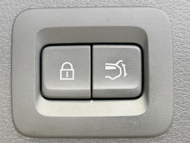 �y�p���[�o�b�N�h�A�z�X�}�[�g�L�[��^�]�Ȃ̃{�^�������������Ń��A�Q�[�g�������ŊJ���܂�!�ו��������Ă��鎞��A�����ʒu�ɂ���o�b�N�h�A��߂�ۂɕ֗��ȋ@�\�ł���