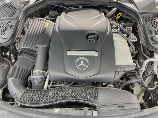 �����X�ł́A�e���[�J�[�̐�p�f�f�e�X�^�[�𓱓��B���Ǝ��i�����e�N�j�J���X�^�b�t���풓���Ă���܂��̂ŁA������̍ۂɂ����S���Ă����p���������܂��B