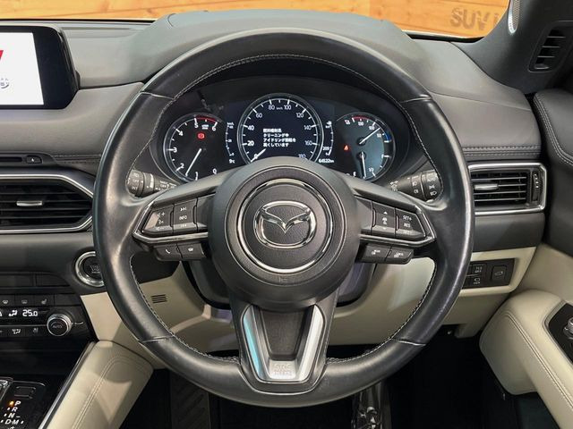 �y�����v�����X�e�A�����O�z�㎿�Ȋv���g�p���邱�ƂŁA��ɂ����������݂ƂĂ��^�]���₷���n���h���ł���