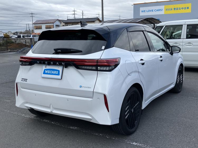 ノートオーラ1.2 G 90周年記念車