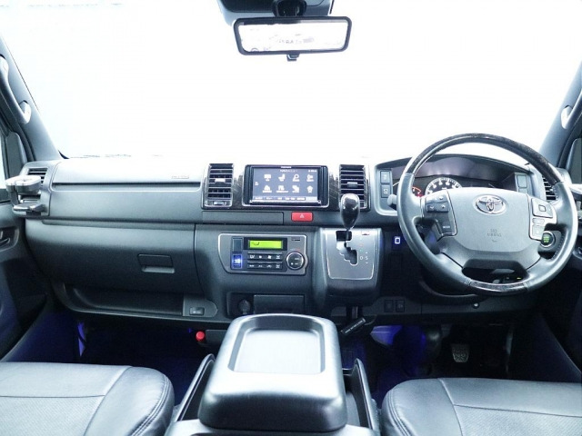 ハイエースバン2.8 スーパーGL ダークプライムII ロング ディーゼル 4WD