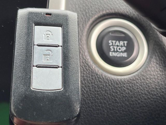 �y�C���e���W�F���g�L�[�z�J�o����|�P�b�g�ɓ��ꂽ�܂܂ł��h�A�̎{���E�������\�ȃX�}�[�g�L�[�𑕔��B�G���W���̃I���E�I�t�����J�M�����o���K�v����������Ƃ��Ă��֗��ł���