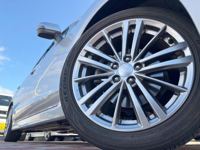 �y����17�C���`�A���~�z�C�[���z�O�ςɃ}�b�`���������A���~�z�C�[���𑕒����Ă���܂��B�e��ЊO�A���~�z�C�[����A�X�^�b�h���X�^�C�����戵�����Ă���܂��B���񂲑��k����������