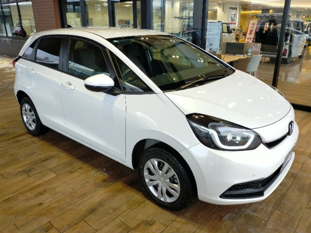 フィット1.5 ホーム 4WD