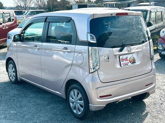 ���X�ł͌y�����Ԃ��畁�ʎԂ܂ŕ��L���I�[�����[�J�[�̎Ԏ�E�F�E�O���[�h��L�x�ɑ����Ă���܂��B