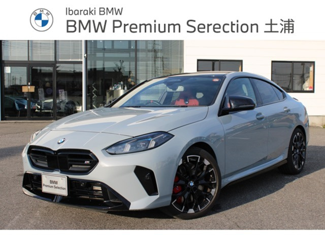 2シリーズグランクーペM235 xドライブ 4WD