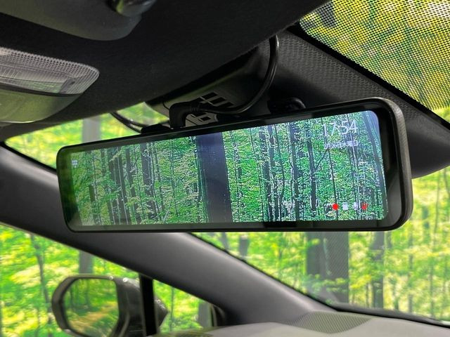 �y�f�W�^���C���i�[�~���[�z��Ȃ̑傫�ȉו��⓯��҂Ō�����m�F���Â炢���ł����S!�J�������B�e�����ԗ�����̉f�������[���~���[���ɕ\���B�N���A�Ȏ��E�ŏ󋵂̊m�F���\�ł�!