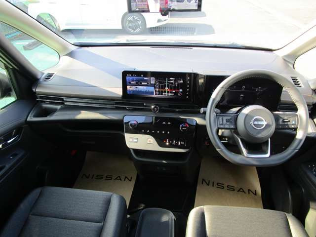 セレナ1.4 e-POWER ハイウェイスターV