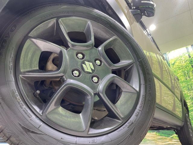 �y����16�C���`�A���~�z�C�[���z�O�ςɃ}�b�`���������A���~�z�C�[���𑕒����Ă���܂��B�e��ЊO�A���~�z�C�[����A�X�^�b�h���X�^�C�����戵�����Ă���܂��B���񂲑��k����������