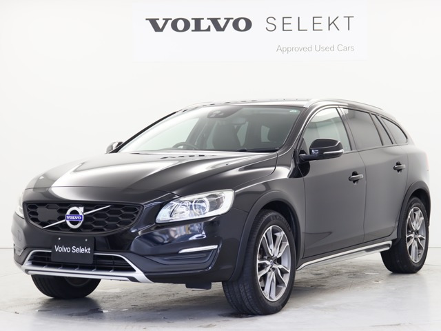 V60クロスカントリーD4 SE ディーゼル