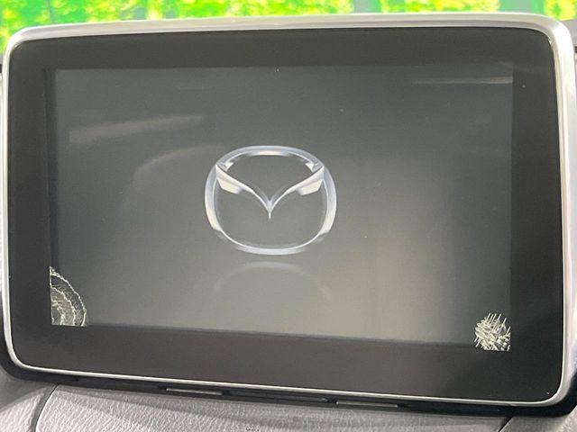 �y�}�c�_�R�l�N�g�i�r�z�ԓ��̕��͋C�Ƀ}�b�`������̌^�^�C�v�̃i�r�B�e����q�ݒ��Bluetooth�Đ����A�l�X�ȋ@�\���y���߂܂��B�����I�ȃ_�C�������삪�\�ŁA�g��������ǍD�ł��B