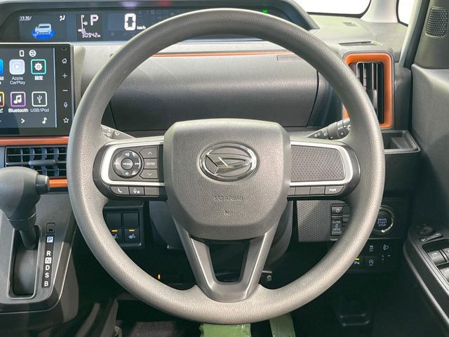 �y�X�e�A�����O�X�C�b�`�z�^�]���A�O������ڐ������炷���ƂȂ��A�I�[�f�B�I���̑��삪�\�ȕ֗��@�\!���S&���K�ȃh���C�u�����o���Ă���܂���