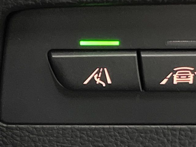 �����[���`�F���W�E�H�[�j���O:���p����̎Ԃ����m���A�h���C�o�[���Ԑ��ύX���s���ۂɁA�x�����Ƌ��ɒ��ӂ𑣂��Ă������S�x���@�\�ł�!