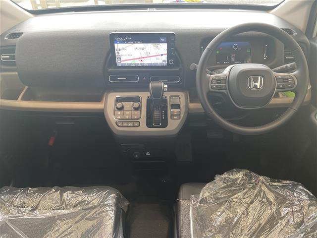 フリード1.5 e:HEV エアー EX