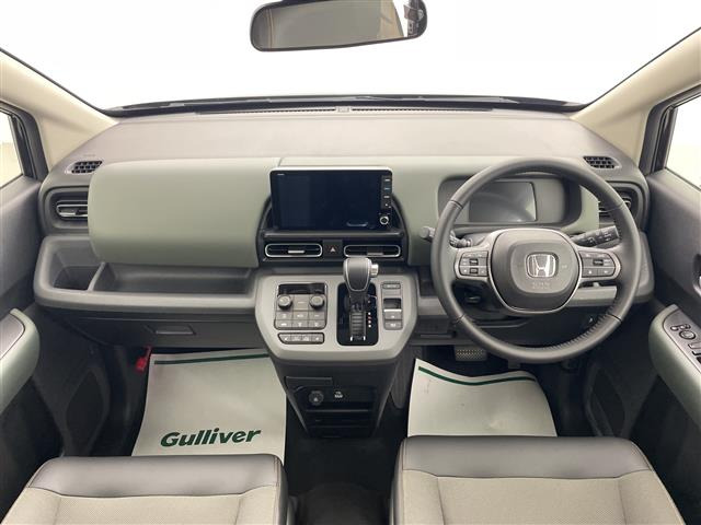 フリード1.5 e:HEV クロスター