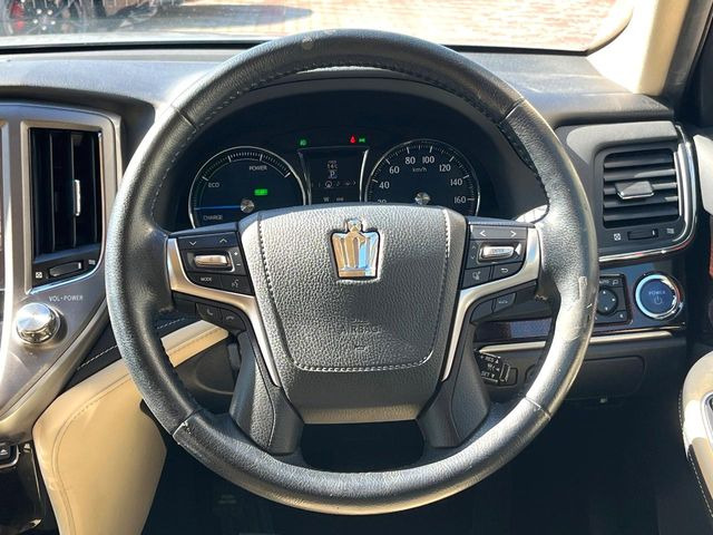 �y�����v�����X�e�A�����O�z�㎿�Ȋv���g�p���邱�ƂŁA��ɂ����������݂ƂĂ��^�]���₷���n���h���ł���