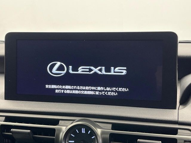 �y���[�J�[�����i�r�z�C���e���A�ɗn�����ރX�^�C���b�V���ȁu��p�݌v�v���[�J�[�i�r�𑕔��􎋔F���⑀�쐫�ȂǊ�{���\�ɂ��D��A���㎿�ȃJ�[���C�t�����y���݂��������܂��B