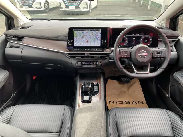 ノートオーラ1.2 G レザーエディション