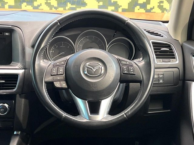 �y�����v�����X�e�A�����O�z�㎿�Ȋv���g�p���邱�ƂŁA��ɂ����������݂ƂĂ��^�]���₷���n���h���ł���