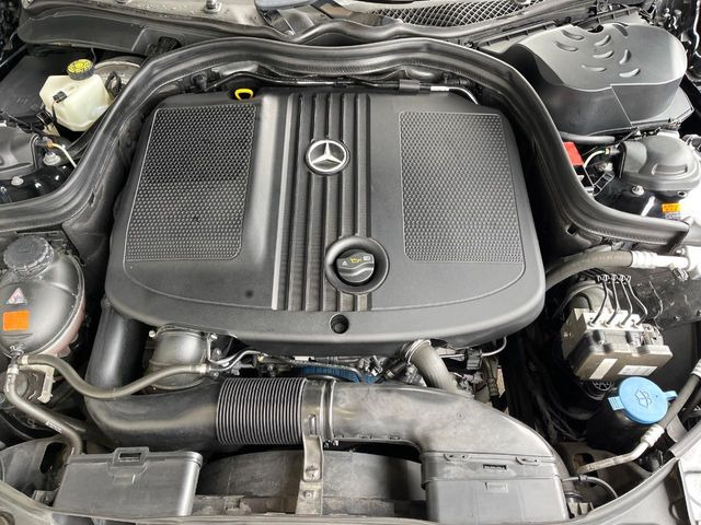 �����X�ł́A�e���[�J�[�̐�p�f�f�e�X�^�[�𓱓��B���Ǝ��i�����e�N�j�J���X�^�b�t���풓���Ă���܂��̂ŁA������̍ۂɂ����S���Ă����p���������܂��B