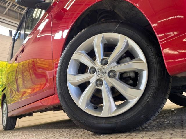 �y����14�C���`�A���~�z�C�[���z�O�ςɃ}�b�`���������A���~�z�C�[���𑕒����Ă���܂��B�e��ЊO�A���~�z�C�[����A�X�^�b�h���X�^�C�����戵�����Ă���܂��B���񂲑��k����������