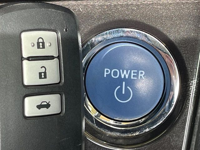 �y�X�}�[�g�L�[�z�J�o����|�P�b�g�ɓ��ꂽ�܂܂ł��h�A�̎{���E�������\�ȃX�}�[�g�L�[�𑕔��B�G���W���̃I���E�I�t�����J�M�����o���K�v����������Ƃ��Ă��֗��ł���