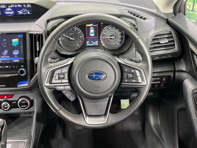 �y�����v�����X�e�A�����O�z�㎿�Ȋv���g�p���邱�ƂŁA��ɂ����������݂ƂĂ��^�]���₷���n���h���ł���