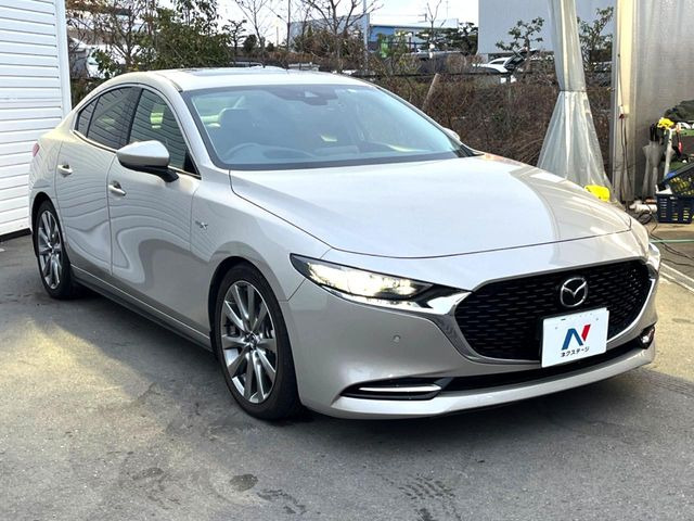 �������x�̃K���X�疌�ŝ����͂������A�㎿�ȃc���E����������B���O����_���J�����؂Ȉ��Ԃ�ی삵�A�F�����E�򉻂�h�~�B�u�e�X�v���b�V���R�[�g�v�A�u�e�v���~�b�T�R�[�g�v���炨�I�т��������܂��B