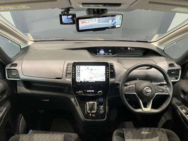 セレナ1.2 e-POWER ハイウェイスターV