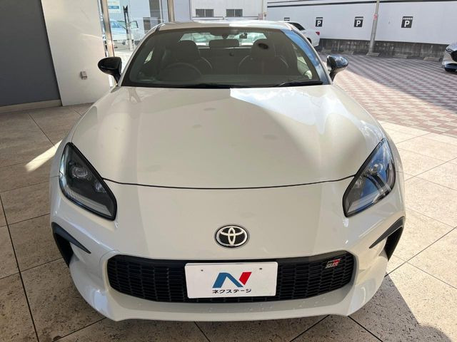 ���Ђł́A�S�ԁw�C�����Ȃ��x�̂��Ԃ̂ݎ�舵���Ă���܂��B��C�o�C���[�ɂ�錵�I�����d����̌�A���Ɍ�̎ԗ��`�F�b�N���s���A�l�N�X�e�[�W���F�肵�����i���Ȓ��ÎԂ����񋟂��Ă���܂��B