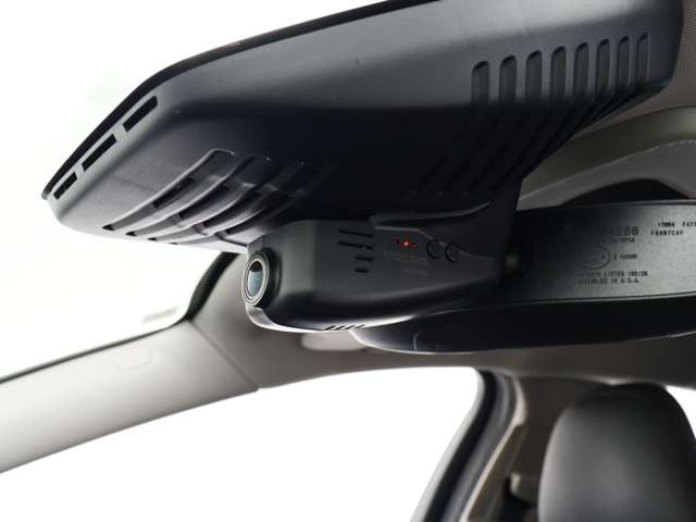 V60クロスカントリーD4 SE ディーゼル