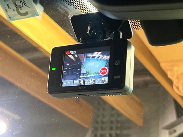 �y�h���C�u���R�[�_�[�z�h���C�u���R�[�_�[����!���s���͂������A������^�]�⎖�̂ɑ��������ہA�f���ŋL�^���A����̃��X�N�ɔ����܂��B���L�^�pSD�J�[�h�͂��q�l�����g�ł��������������K�v������܂��B