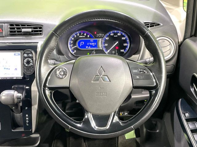 �y�����v�����X�e�A�����O�z�㎿�Ȋv���g�p���邱�ƂŁA��ɂ����������݂ƂĂ��^�]���₷���n���h���ł���