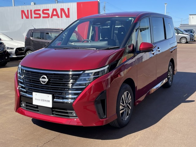 セレナ1.4 e-4ORCE ハイウェイスターV 4WD