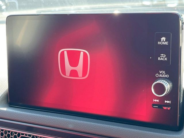 �y���[�J�[�����i�r�z�C���e���A�ɗn�����ރX�^�C���b�V���ȁu��p�݌v�v���[�J�[�i�r�𑕔��􎋔F���⑀�쐫�ȂǊ�{���\�ɂ��D��A���㎿�ȃJ�[���C�t�����y���݂��������܂��B