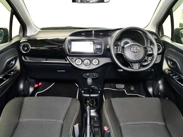 ヴィッツ1.3 F セーフティ エディションII