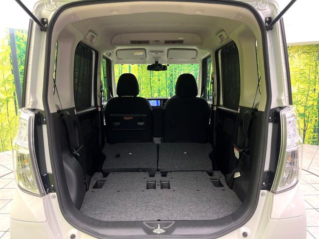 ���i�̂���������ʋ΁A���}���ɏ\���ȉ׎��X�y�[�X���m�ۂ��Ă���܂��B�Z�J���h�V�[�g��|���ƁA�傫�ȉו��̐ύڂ��\�ł���