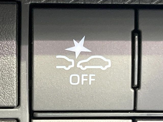 �y�X�}�[�g�A�V�X�g�z���s���ɑO���̎ԗ�����F�����A�Փ˂������Ȏ��͌x��ƃu���[�L�ŏՓˉ���Ɣ�Q�y�����A�V�X�g�B�����S�Ƀh���C�u�����y���݂��������܂��B