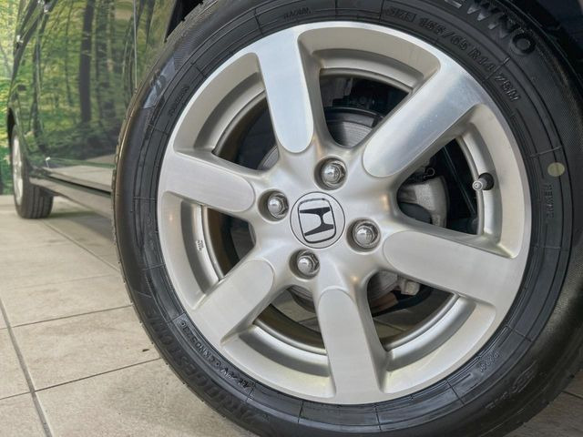 �y����14�C���`�A���~�z�C�[���z�O�ςɃ}�b�`���������A���~�z�C�[���𑕒����Ă���܂��B�e��ЊO�A���~�z�C�[����A�X�^�b�h���X�^�C�����戵�����Ă���܂��B���񂲑��k����������