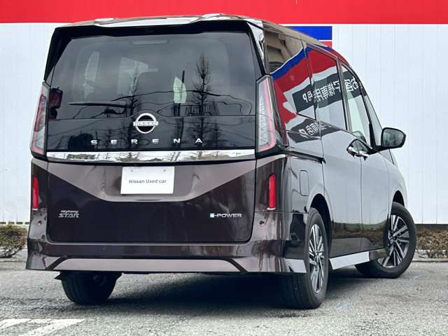 セレナ1.4 e-POWER ハイウェイスターV