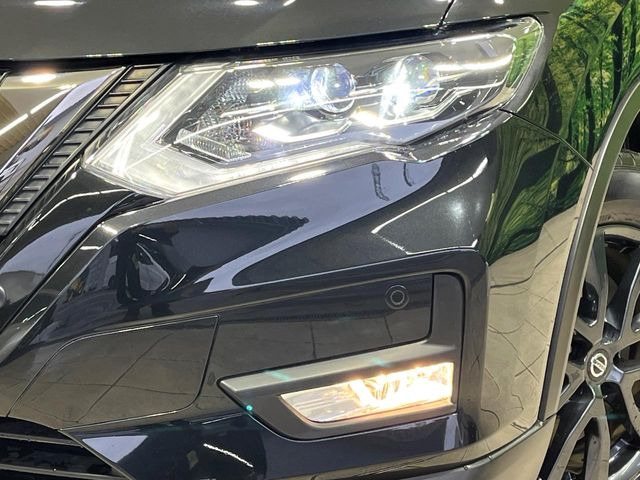 �yLED�w�b�h���C�g�z���V����ԑ��s�����ǍD�Ȏ��E���m�ۂ����S���ĉ^�]�ł��鍂�P�xLED�w�b�h���C�g�𑕔�!�_�����x�������A����d�͂��}�����Ă��܂��B