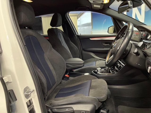 ���V�[�g�̎g�p��:�j��E�ւ�������Ȃ��A�����̒ʂ肫�ꂢ�ȏ�Ԃ��ێ����Ă���܂��B�܂��A�����N���[�j���O�E�R�[�e�B���O�����p�����������܂��B