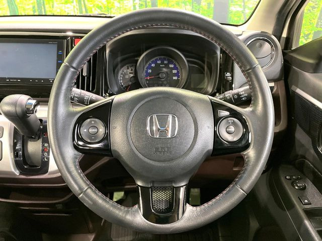 �y�����v�����X�e�A�����O�z�㎿�Ȋv���g�p���邱�ƂŁA��ɂ����������݂ƂĂ��^�]���₷���n���h���ł���