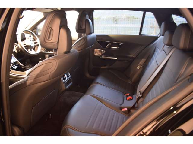 CクラスワゴンC200 ラグジュアリー(ISG)