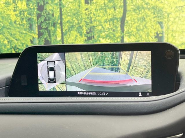 �y360&deg;�r���[���j�^�[�z��p�̃J�����ɂ��A�ォ�猩���낵���悤�Ȏ��_��360�x�N���}�̎��͂��m�F���邱�Ƃ��ł��܂����c�񒓎Ԃ╝�񂹎��Ɋ��􂵂Ă���܂���